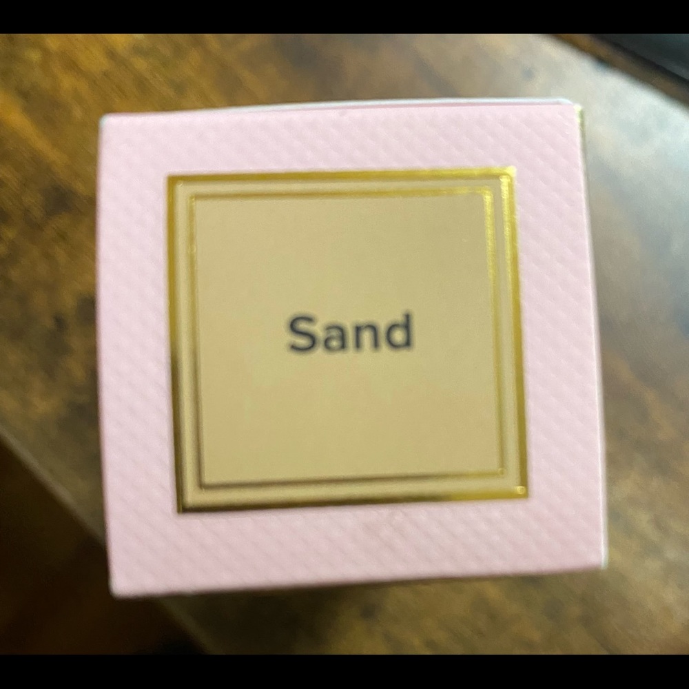 Too Faced Foundation - Picture 2 of 3